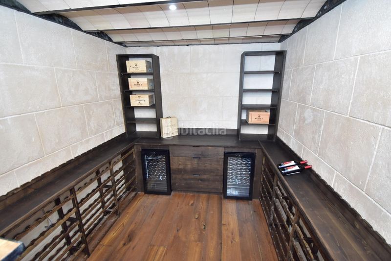 Foto 5cd670a9-9b21-4405-bcdd-880e237f56a5. Casa amb calefacció aparcament piscina a Pere Garau Palma de Mallorca