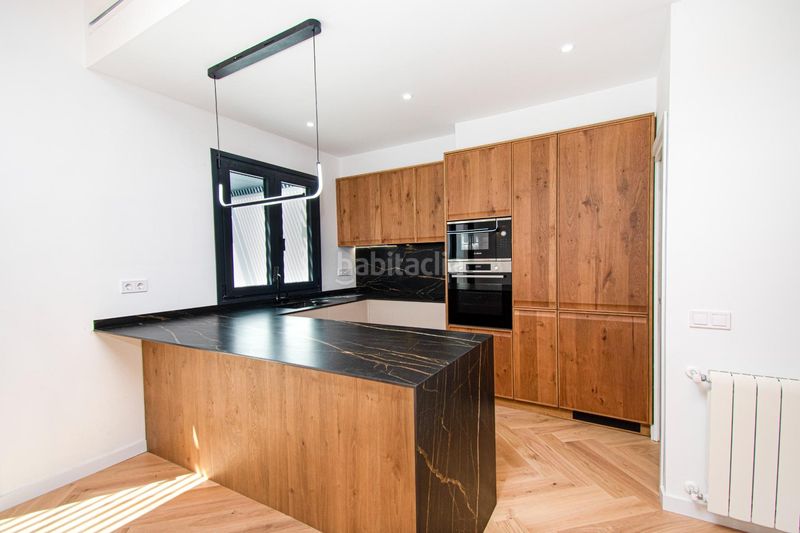 Foto 6e30d9ee-8829-429e-8960-2a69121cda58. Casa amb calefacció aparcament piscina a Pere Garau Palma de Mallorca