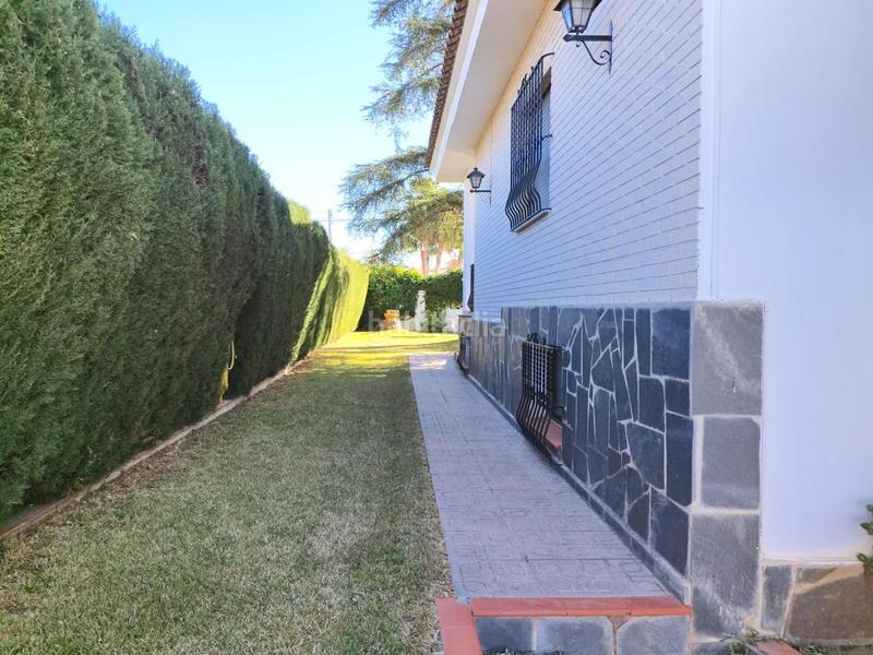 Foto 95a8250c-c6d2-42aa-8afb-e08a18bc0cb0. Chalet mit parking pool in El Carme-Sant Agustí-Bonavista Eliana (l´)