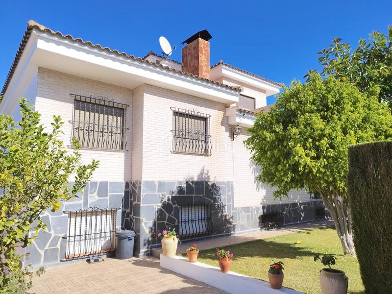 Foto ece67b25-cac0-46b1-af3d-aa196bc5af98. Chalet mit parking pool in El Carme-Sant Agustí-Bonavista Eliana (l´)