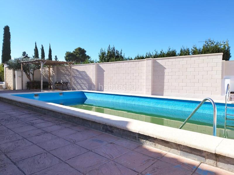 Foto c2da3e33-f6d4-412b-9217-56682cf394fd. Xalet amb calefacció aparcament piscina a El Carme-Sant Agustí-Bonavista Eliana (l´)