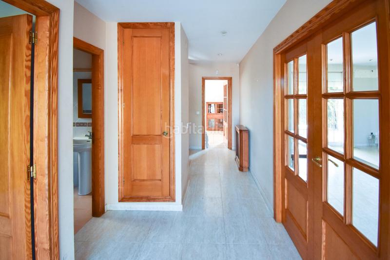 Foto 21f461c4-a8b3-4ce4-b4fe-adc8e5a8fa03. Chalet bonito chalet independiente con piscina en les taules en Eliana (l´)