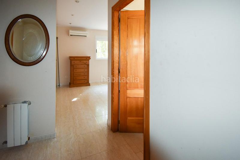 Foto 22c79e14-1ed0-4804-b7b3-6b1d8721692e. Chalet bonito chalet independiente con piscina en les taules en Eliana (l´)