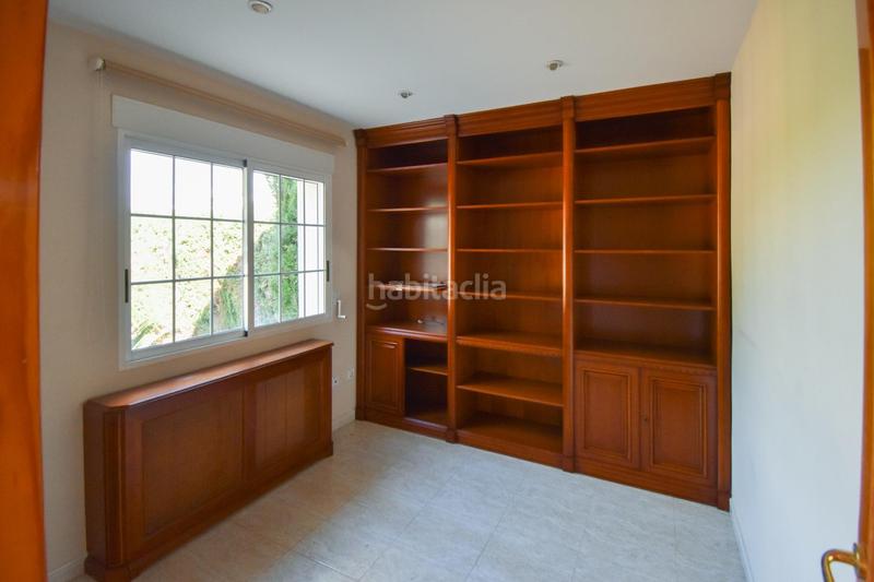 Foto ade7d508-d80a-4c22-bcca-1dd3e4b3a471. Chalet bonito chalet independiente con piscina en les taules en Eliana (l´)