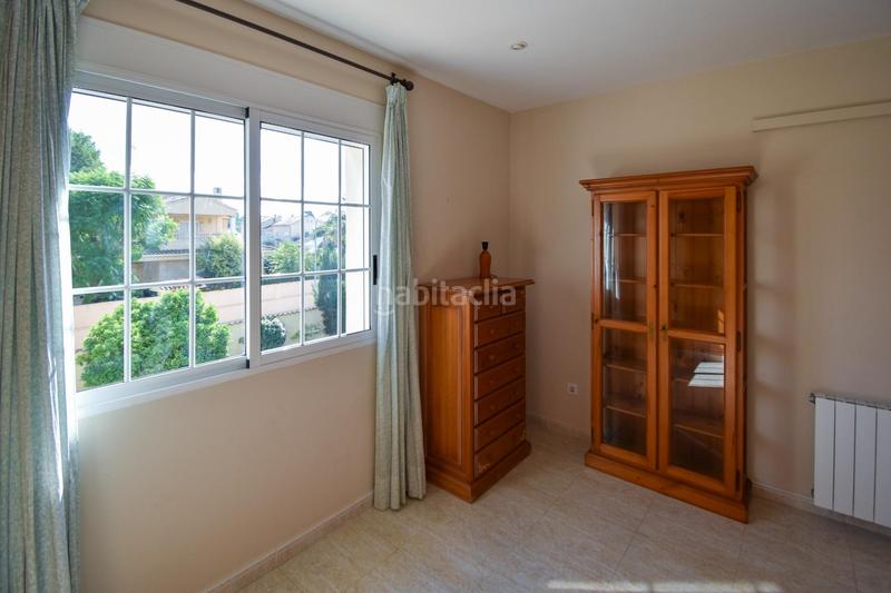 Foto c09a3859-611d-4c76-b48a-3fa45366a213. Chalet bonito chalet independiente con piscina en les taules en Eliana (l´)