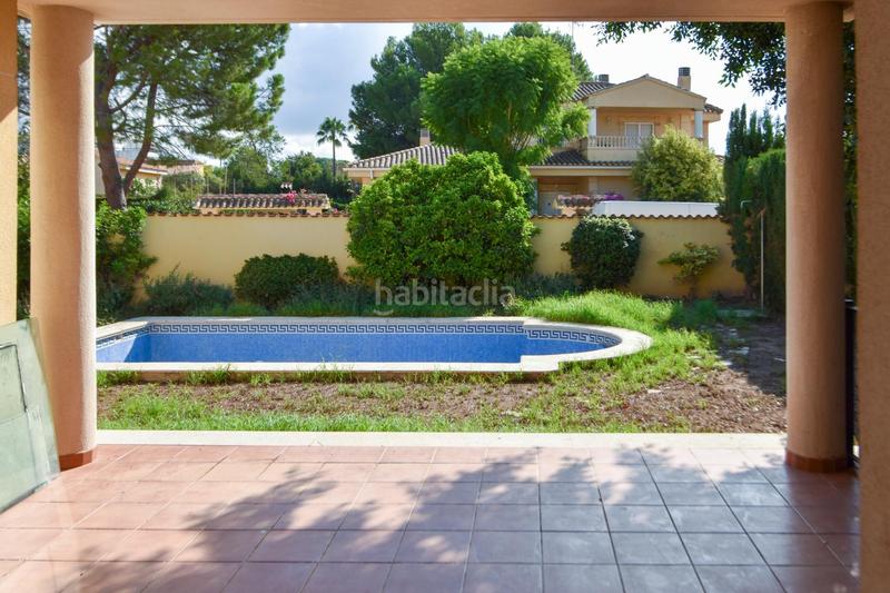 Foto ed735e8b-f025-42d5-949c-9aabacbaa8e7. Chalet bonito chalet independiente con piscina en les taules en Eliana (l´)