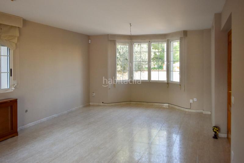 Foto fbb40ebd-9972-4e89-a6cf-723420e5fc2f. Chalet bonito chalet independiente con piscina en les taules en Eliana (l´)