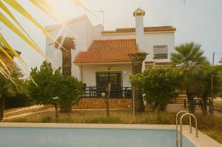 Chalet à El Paraíso-Los Almendros. Espectacular chalet en los almendros, la eliana  tu nuevo hogar