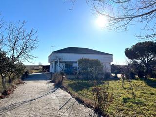 Xalet  M103. Chalet independiente con parcela.