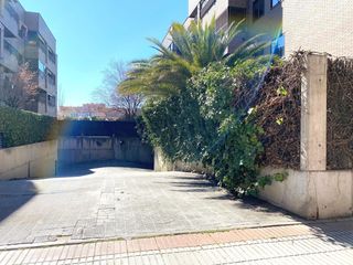 Miete Autoparkplatz in Muro 2. Garaje en paseo del zurron
