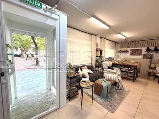 Lloguer Local Comercial  Jubilado. Alquiler de local de mas de 130 m2 bonitoy luminoso en buen esta