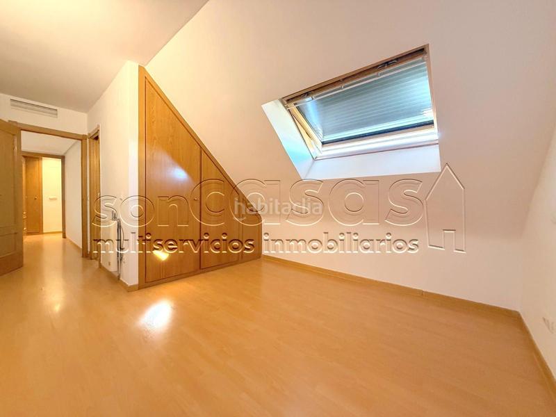 Foto 0136b095-e279-433d-b02c-9af2d0d744b5. Duplex avec chauffage parking terrasse dans Corralejos-Campo de las Naciones Madrid