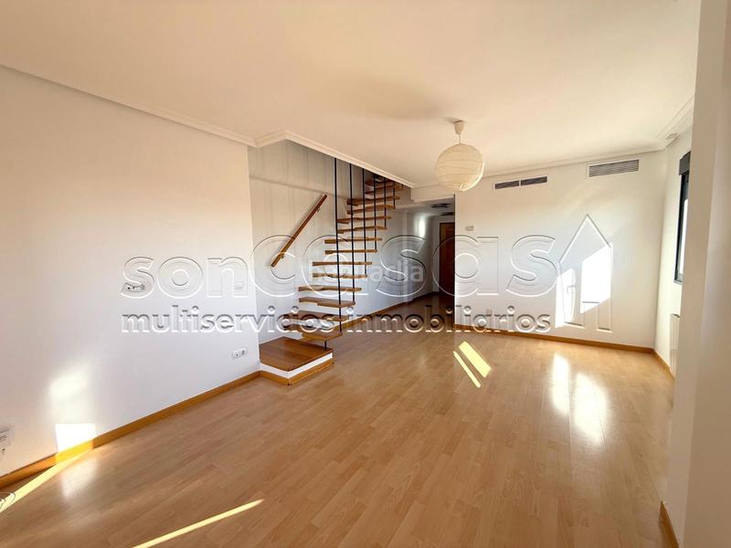 Foto 4cb7abb7-886a-43bb-8cab-ec9d184ff36f. Dúplex amb calefacció aparcament terrassa a Corralejos-Campo de las Naciones Madrid