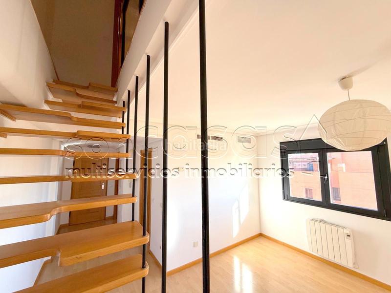 Foto 789f8899-aa47-485c-8d84-0a099d8914c1. Duplex avec chauffage parking terrasse dans Corralejos-Campo de las Naciones Madrid