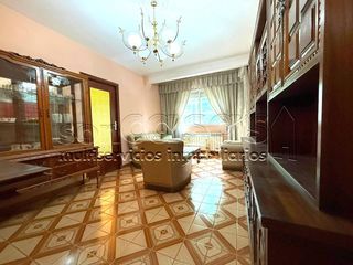 Piso  Caceres. Piso en venta en alcorcón con 3 dormitorios.
