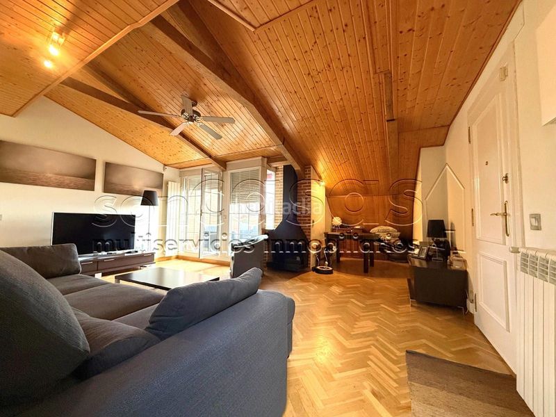 Foto 5959be84-3fe4-4508-a0e6-74d662061ce3. Àtic amb calefacció aparcament piscina a Corralejos-Campo de las Naciones Madrid