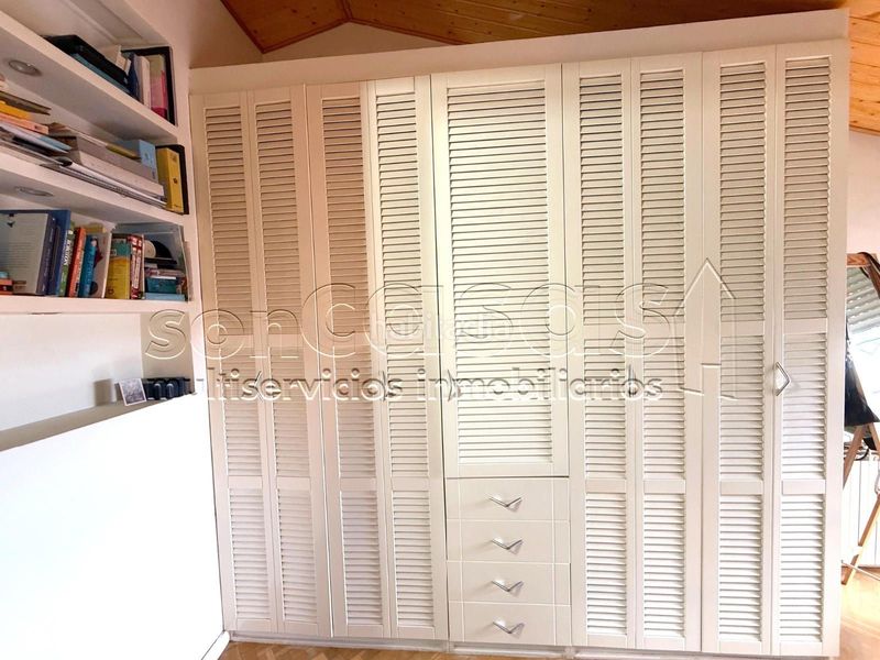 Foto 800479fe-1448-4fa1-b7a1-45e5e813bd9c. Àtic amb calefacció aparcament piscina a Corralejos-Campo de las Naciones Madrid