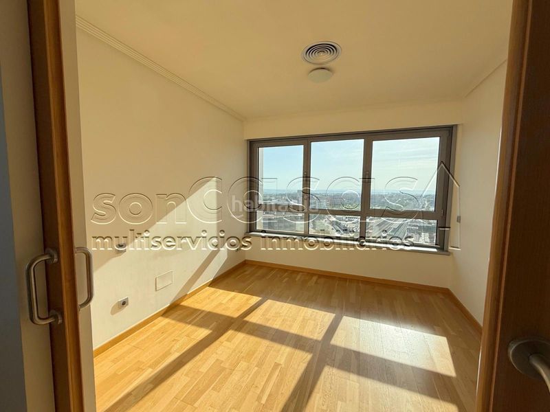 Foto 246d2d7d-1f76-44fb-a305-6fe126723793. Lloguer pis amb calefacció aparcament piscina a Virgen del Cortijo-Manoteras Madrid