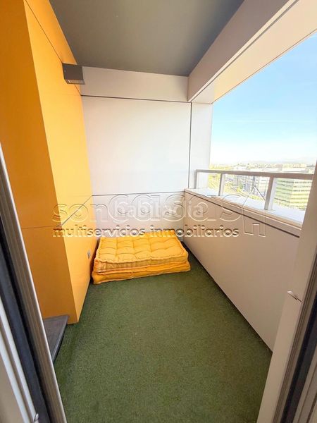 Foto 52ab5be4-5329-4b1c-99c2-4e08d00f4685. Rent flat with heating parking pool in Virgen del Cortijo-Manoteras Madrid