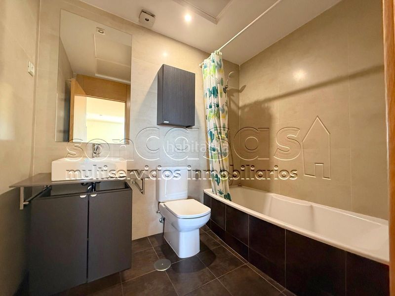 Foto de6585e4-2685-4f1f-a213-0caa36062424. Rent flat with heating parking pool in Virgen del Cortijo-Manoteras Madrid