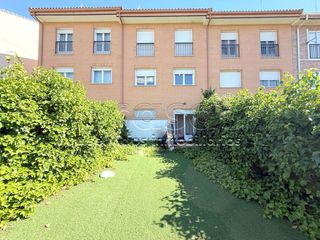 Lloguer Casa adossada  Ajalvir. Adosado de alquiler en paracuellos
