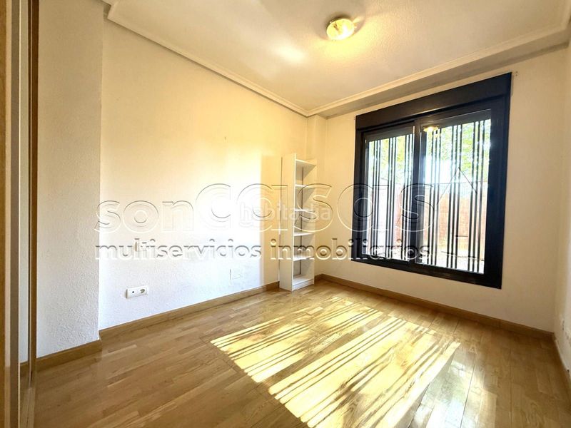 Foto 1d060aa4-c491-4c12-9b94-89b3463a1b35. Apartament amb calefacció piscina a Corralejos-Campo de las Naciones Madrid