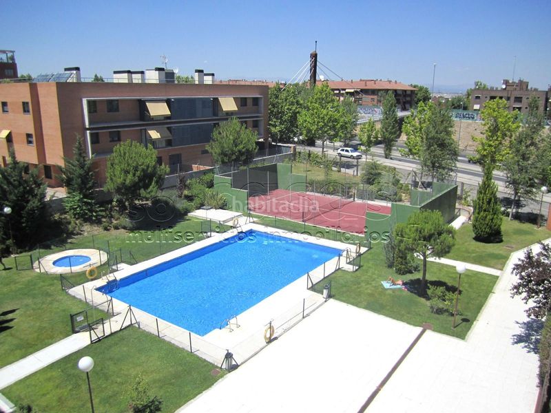 Foto e48e82f1-7720-430b-ae10-712860253e8b. Apartament amb calefacció piscina a Corralejos-Campo de las Naciones Madrid