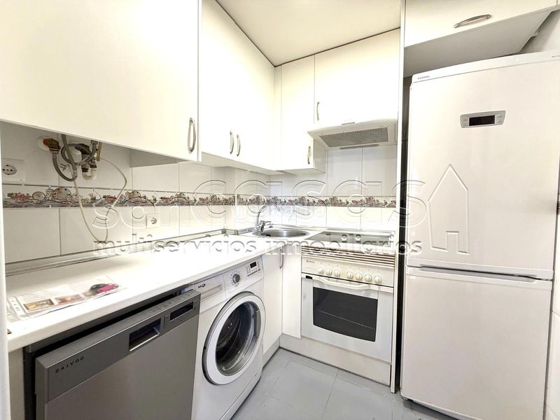 Foto ea884916-41a0-409a-9cb6-4ad6b55eaffb. Apartament amb calefacció piscina a Corralejos-Campo de las Naciones Madrid