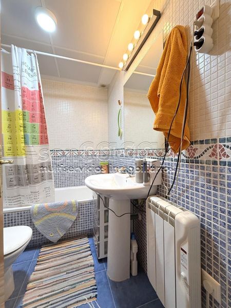 Foto a4924fb7-9b30-4a6d-9cde-7c215c27c0cd. Duplex avec chauffage parking dans Cobeña
