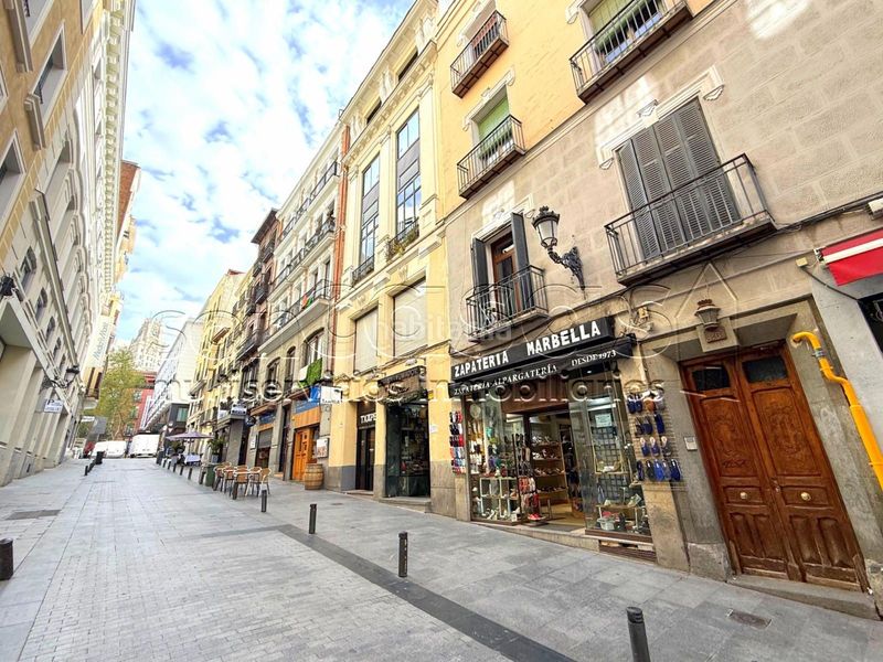 Foto 17d8a9de-f025-4800-a219-8b8c17f7862c. Dachwohnung mit heizung in Sol Madrid