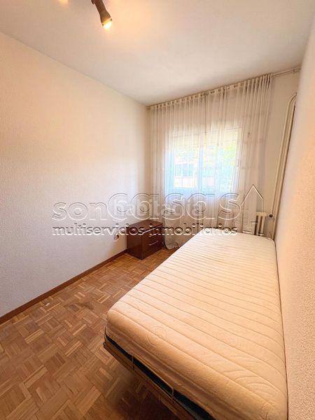 Foto 4854fbe0-ff9f-47c1-bf0f-2c8f267aac5a. Flat with heating in Timón Madrid