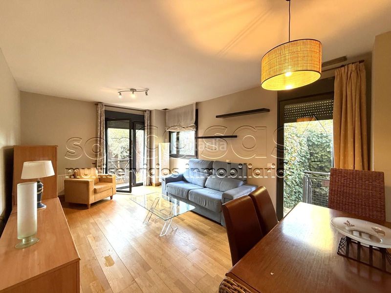 Foto 1d890a3a-7c33-44d6-b20d-40c3690a0a5e. Etagenwohnung mit heizung parking pool in Rejas Madrid