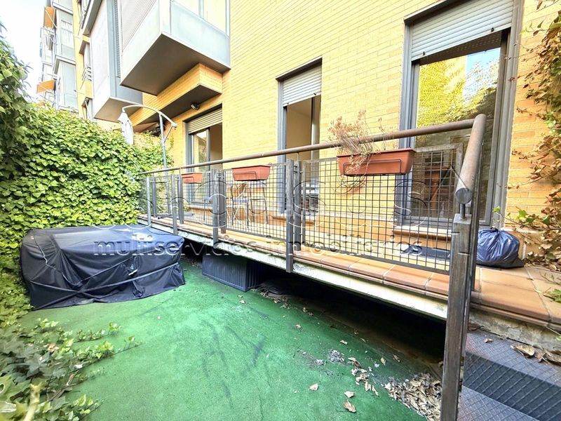 Foto ed908387-dd5c-4664-b99b-d360f552551a. Etagenwohnung mit heizung parking pool in Rejas Madrid