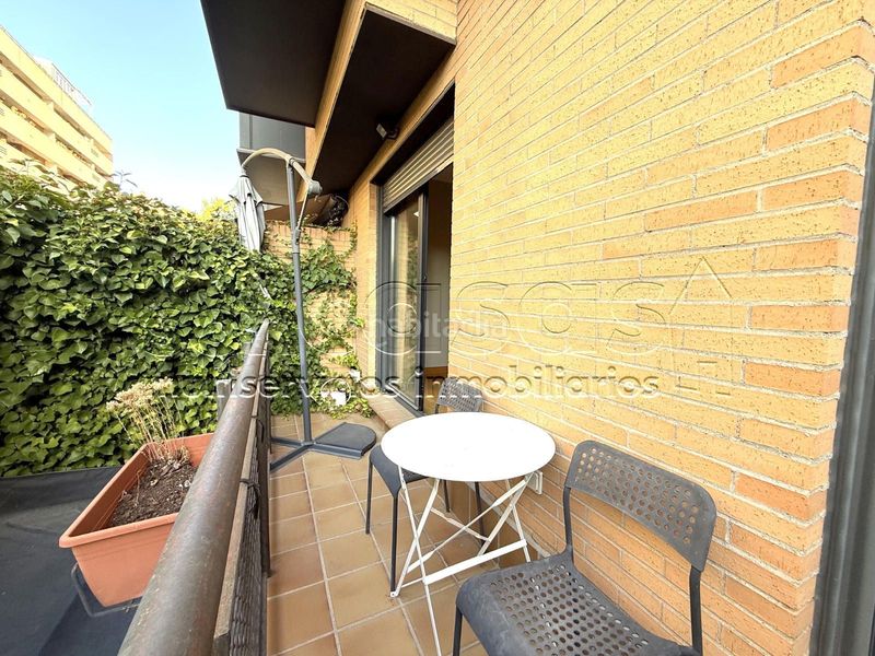 Foto ee2a5967-70ef-45eb-bfa0-7cad20b87baf. Etagenwohnung mit heizung parking pool in Rejas Madrid