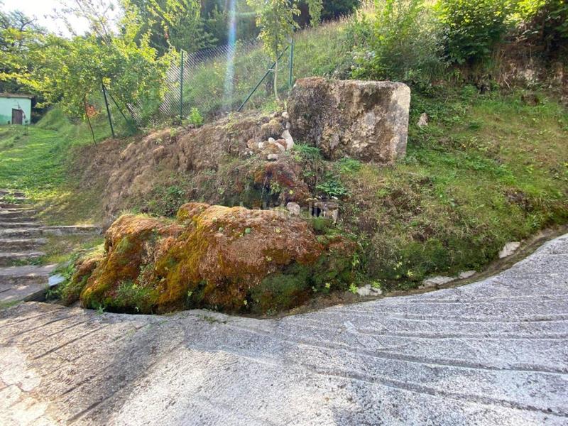 Foto 3db2a18d-b3d7-4d2e-9f91-ebd80db084d3. Casa en riera 67 casa en venta en Somiedo