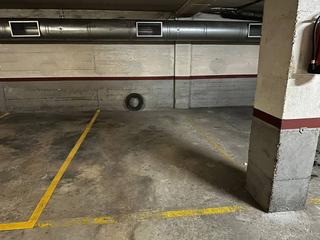 Parking coche  Once de septiembre. Parking en venta en vilaseca