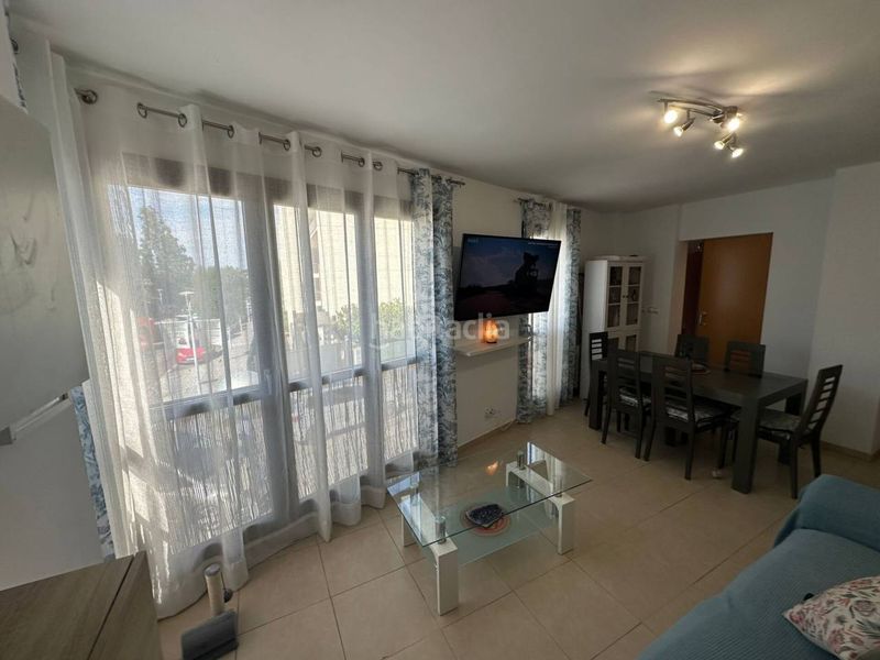 Foto f43f9e75-dd52-4486-a8e8-9f0b3331e5fc. Pis amb calefacció aparcament piscina a Vila-seca poble Vila-seca