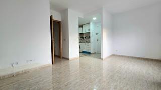 Pis  Calle toledo. Room house inmobiliaria vende