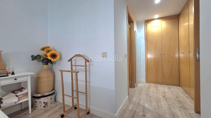 Foto 050dbeee-8711-41bf-91cb-deee931dee5f. Planta baixa amb calefacció aparcament piscina a Parla