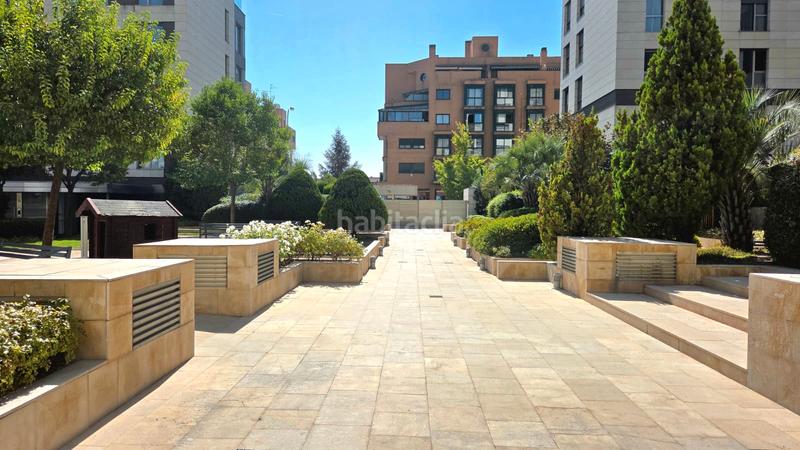 Foto bf7e39b4-5460-46e8-872a-62b0633ea6de. Pis a avenida de los arces 11 a Palomas Madrid