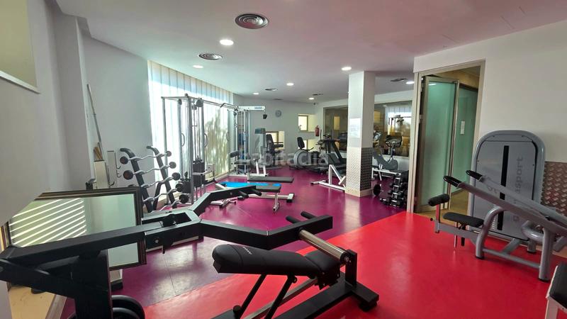 Foto cc886e70-5f8c-40e4-b4c2-0fe29a4482d2. Pis a avenida de los arces 11 a Palomas Madrid