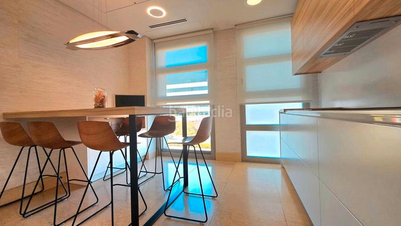 Foto d553e3f0-256d-4665-940e-10fbc4139e71. Pis a avenida de los arces 11 a Palomas Madrid