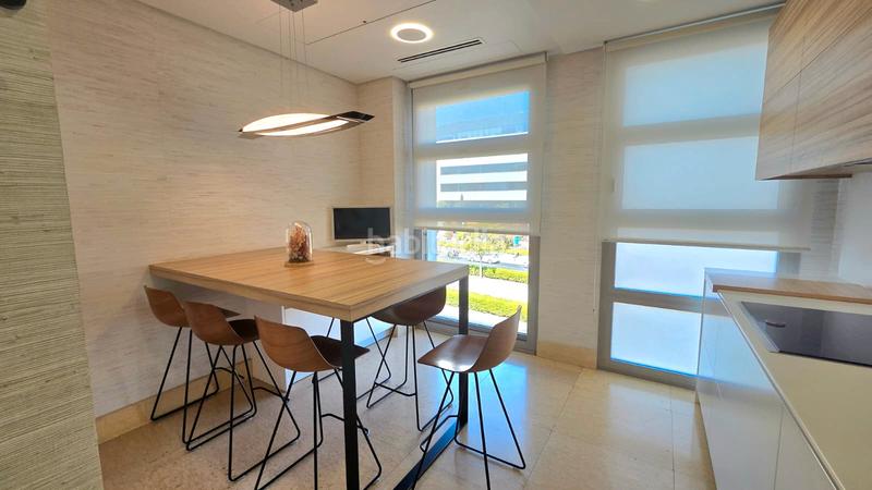 Foto fd35d26a-0aee-4be8-a00f-796e85be78bf. Pis a avenida de los arces 11 a Palomas Madrid