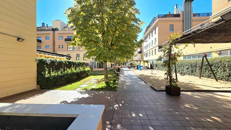 Foto 0e4eece3-0489-4ae4-8602-11eda83951ee. Pis a calle del planeta júpiter 1 a Parla este Parla