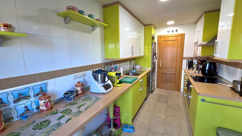 Foto 81a2ea57-79d7-4fee-be94-b4fba4a1a6ed. Pis a calle del planeta júpiter 1 a Parla este Parla