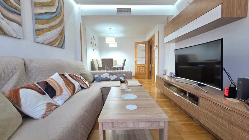 Foto dd2e4453-33cf-4d39-a3d0-f6b5633ece46. Pis a calle del planeta júpiter 1 a Parla este Parla