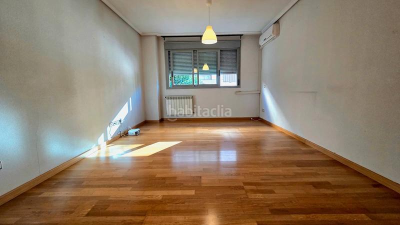 Foto 0911fdf3-c26e-4649-a4fc-f5635f2da41d. Pis a calle fuente vieja 2 a El Nido-Fuentes Parla