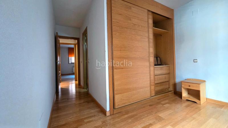 Foto e21cf1f9-8438-4d35-b82d-55c9ad4b3e8b. Pis a calle fuente vieja 2 a El Nido-Fuentes Parla