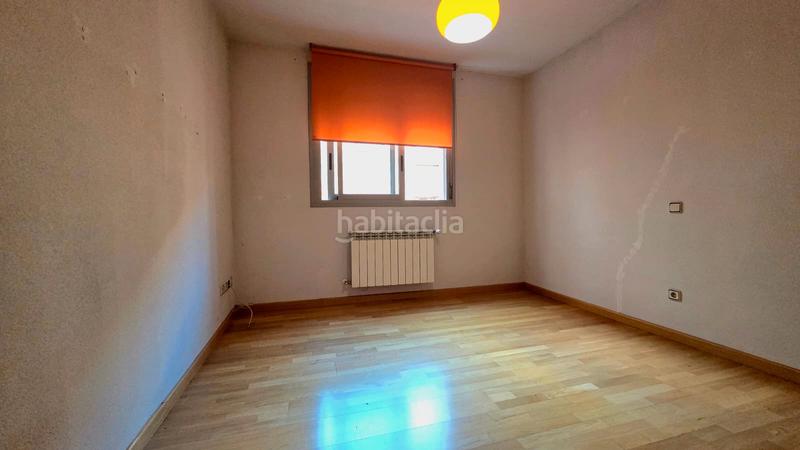 Foto e7ab8ee1-cdec-43f0-8ac5-fa2fabbf3358. Pis a calle fuente vieja 2 a El Nido-Fuentes Parla