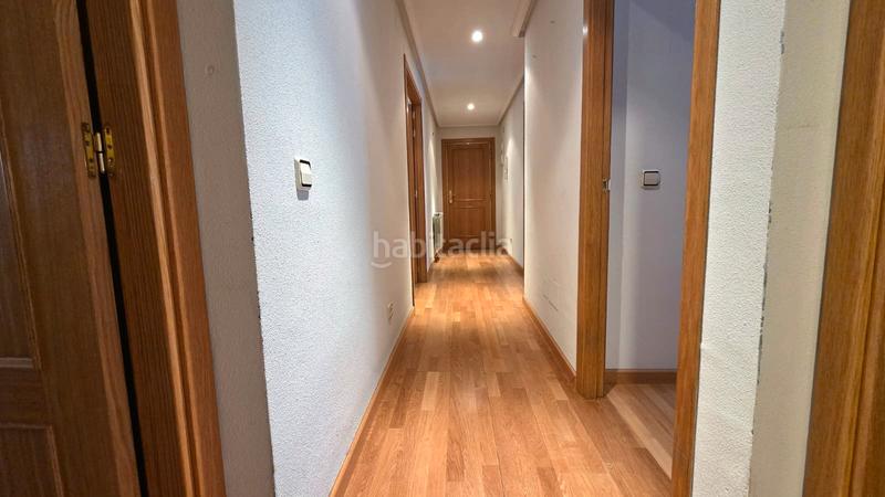 Foto e9249f37-24cf-43d1-a52c-00581dc7650d. Pis a calle fuente vieja 2 a El Nido-Fuentes Parla